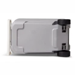 Igloo Maxcold 40 Roller Cool Box - Grey / Blue 18 Igloo Maxcold 40 Roller Cool Box - Grey / Blue -Deals AwnixTent Store 2 00034687 b